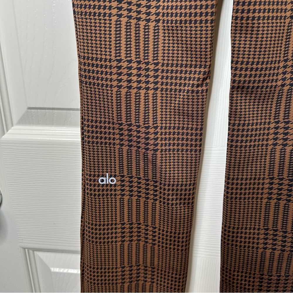 NWOT Jacquard High-Waist Glenplaid Flutter Leggings Cinnamon Brown/Black Size XS - Picture 8 of 16